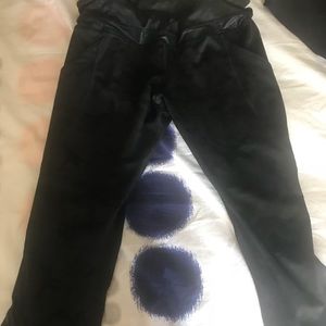 Lululemon never worn black camouflage crop pants